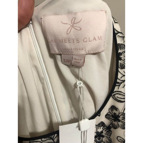 Gal Meets Glam Viola Raffia Embroidered White + Black Floral Dress, NWT, 10P - Picture 3 of 6